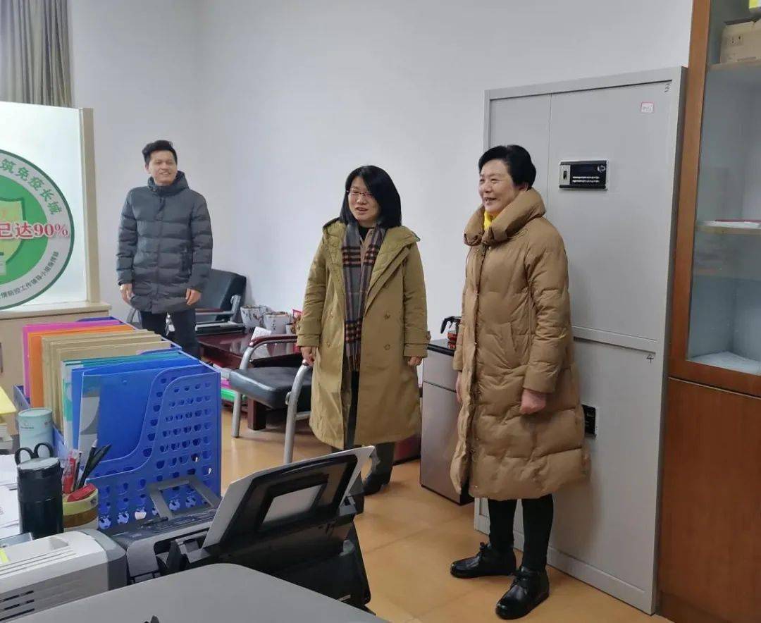 2022年2月23日上午,贺州市副市长罗剑到市残联调研残疾人工作,市残联