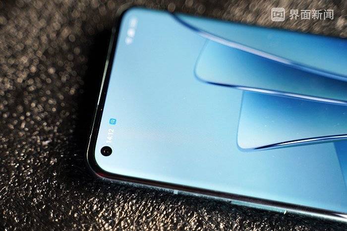 一加10 Pro上手体验：打游戏最好的性能旗舰？