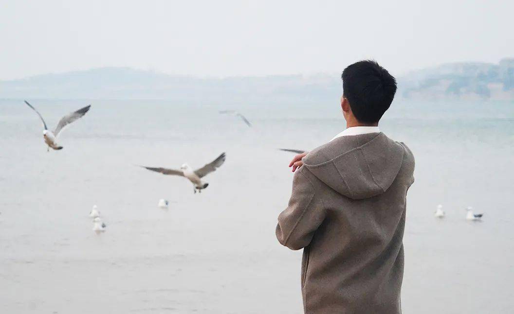 阳光|沿这条路，看那片海，我在威海邂逅如诗“慢生活”