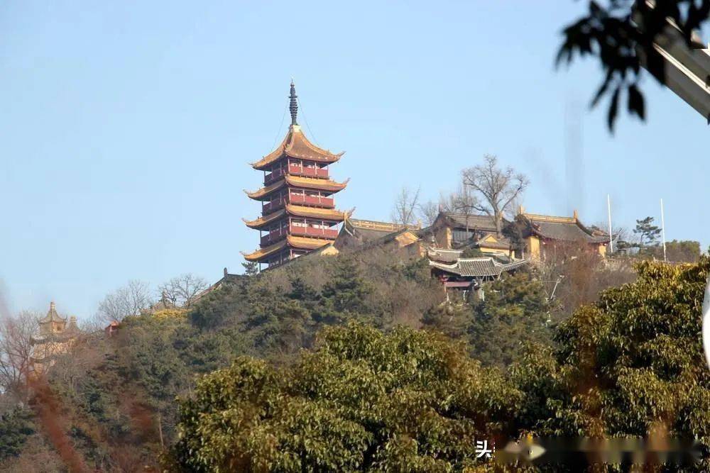 2,支雲塔光孝塔,位於南通市崇川區天寧寺內;始建於唐鹹通五年(864年)