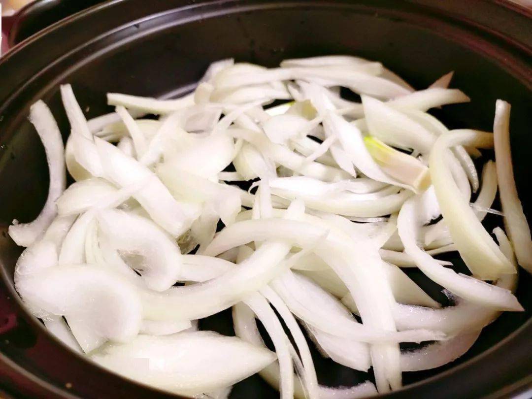 料酒|经典下饭菜干锅土豆片、花菜、千叶豆腐,一招学会!