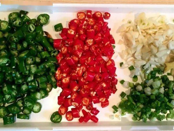 料酒|经典下饭菜干锅土豆片、花菜、千叶豆腐,一招学会!