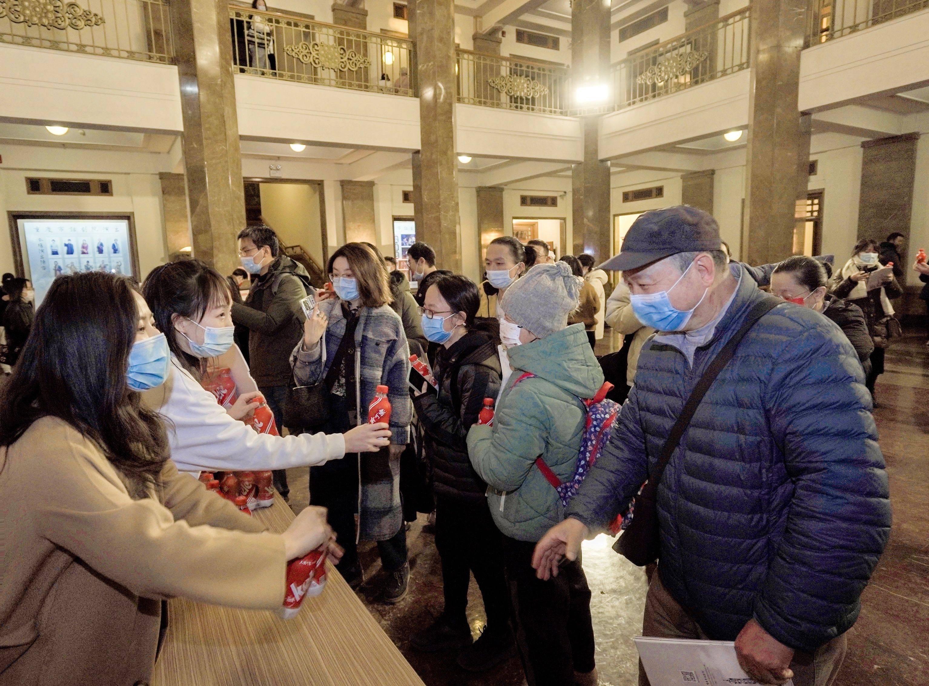 观众|经典话剧《雾重庆》亮相“大戏东望”全国话剧展演季