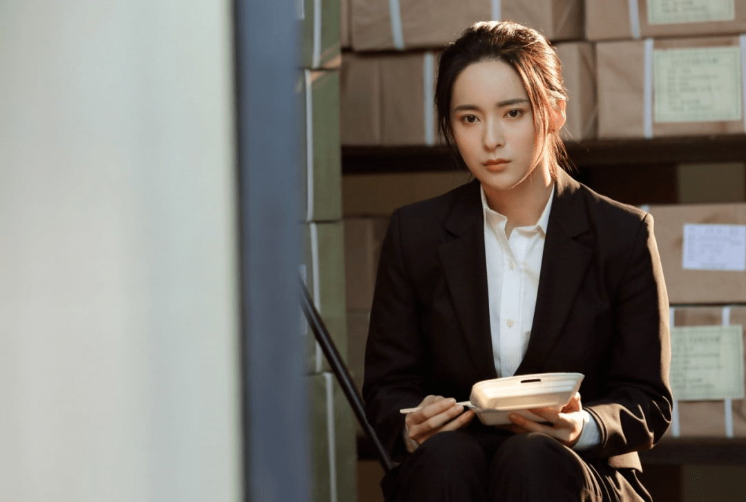 抢先看乔四美奔赴千里追爱却被戚成刚怒怼单向奔赴的爱情好难