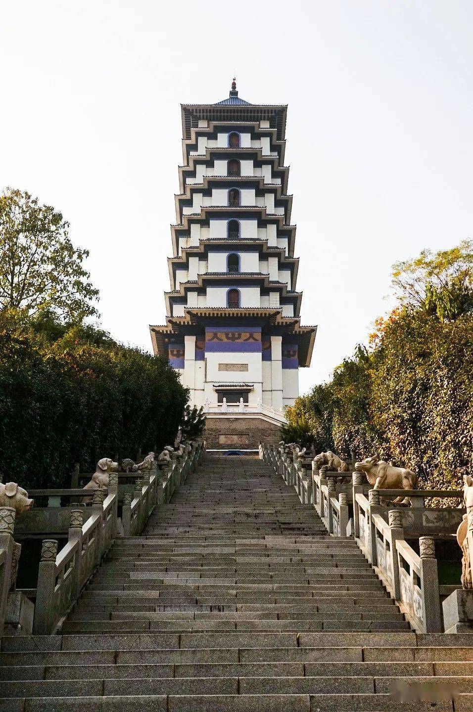 瓷都景德镇风景宜人昌南湖