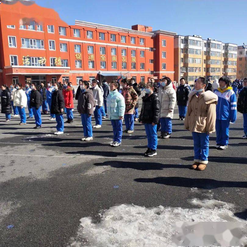 努力成为不一样的"墩墩" ——记通钢三小开学第一周_学期_于运动_难题