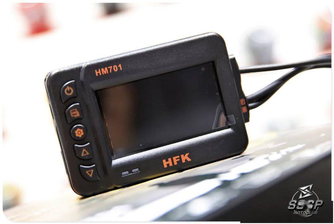 [ hfk ] 行车必备 · 记录仪!时速,经纬度,海拔,指南针,应有尽有