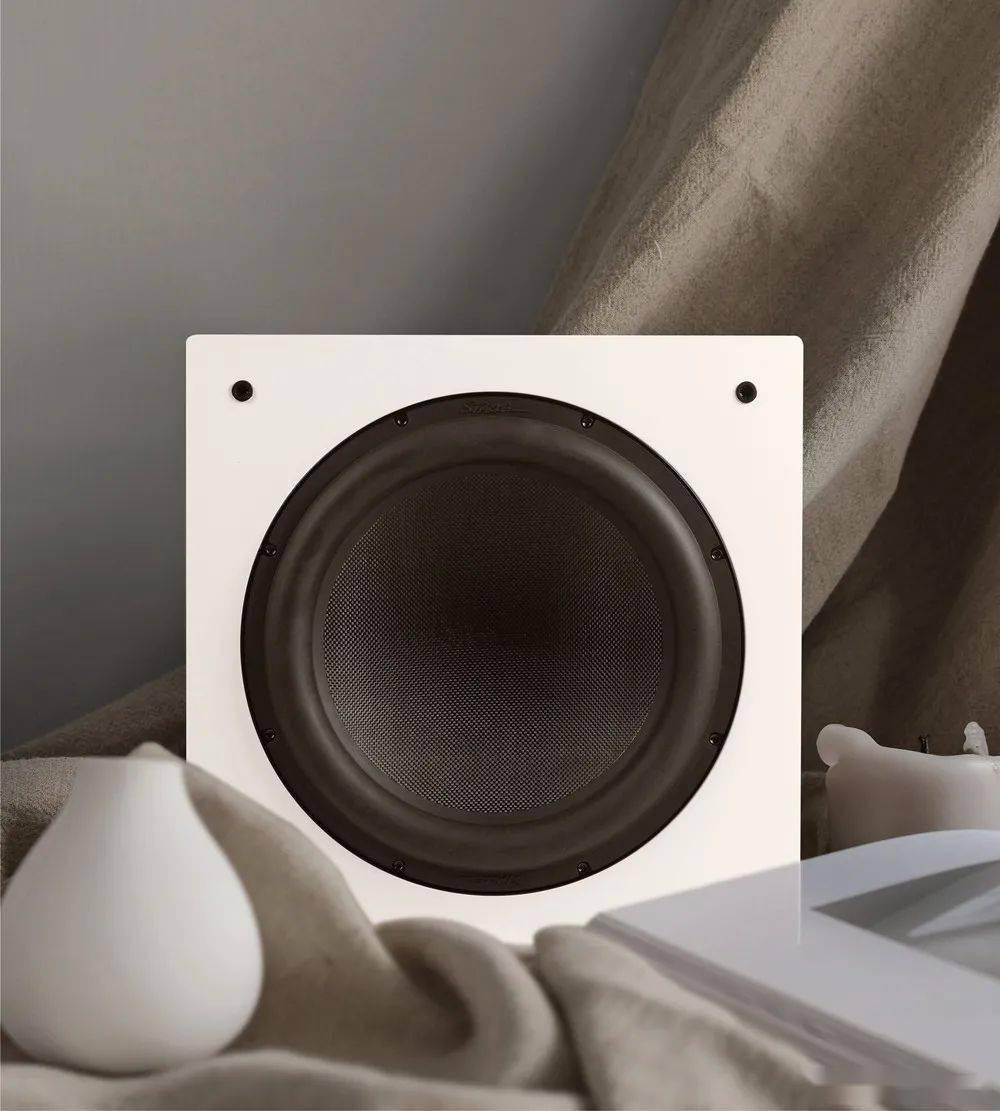 封面特写让阁下把玩它的机会来了brevsw12超低音