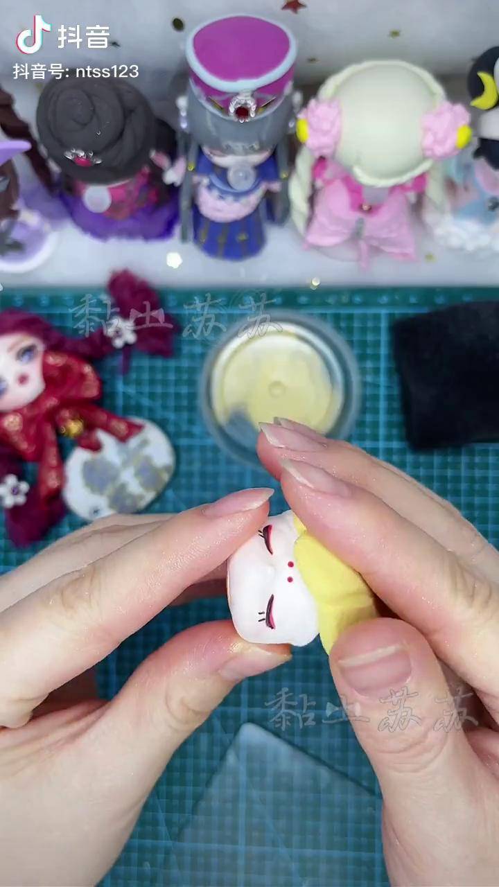 你们要的白光莹来啦左下角测一测在叶罗丽中和谁是闺蜜叶罗丽精灵梦