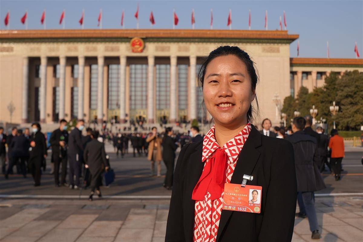 全国人大代表程桔吸引更多年轻人回乡播种希望的田野