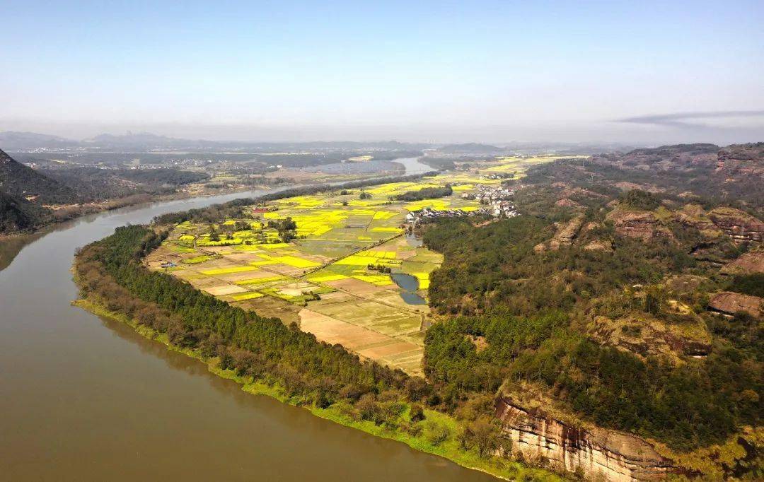 【江西是个好地方】打卡新滩乡油菜花海_钟晨_铅山县_丁铭华