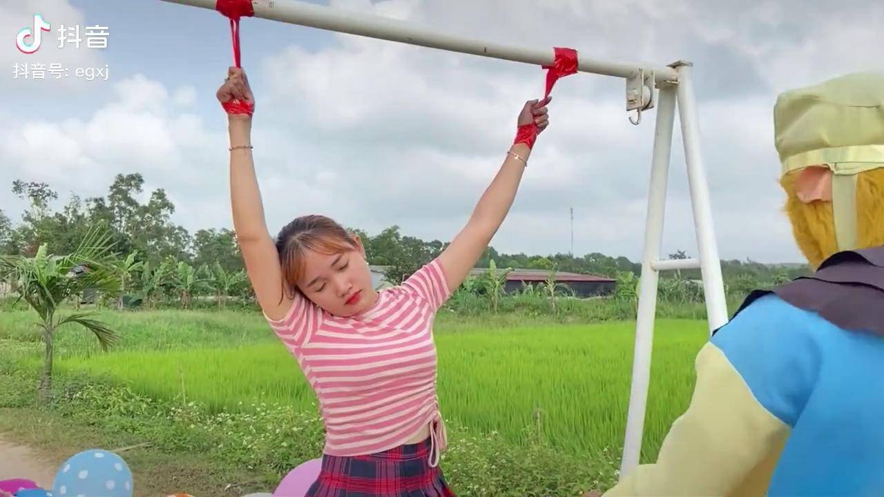 史上最龌龊的事专打美女屁股竟连唐僧都没有办法