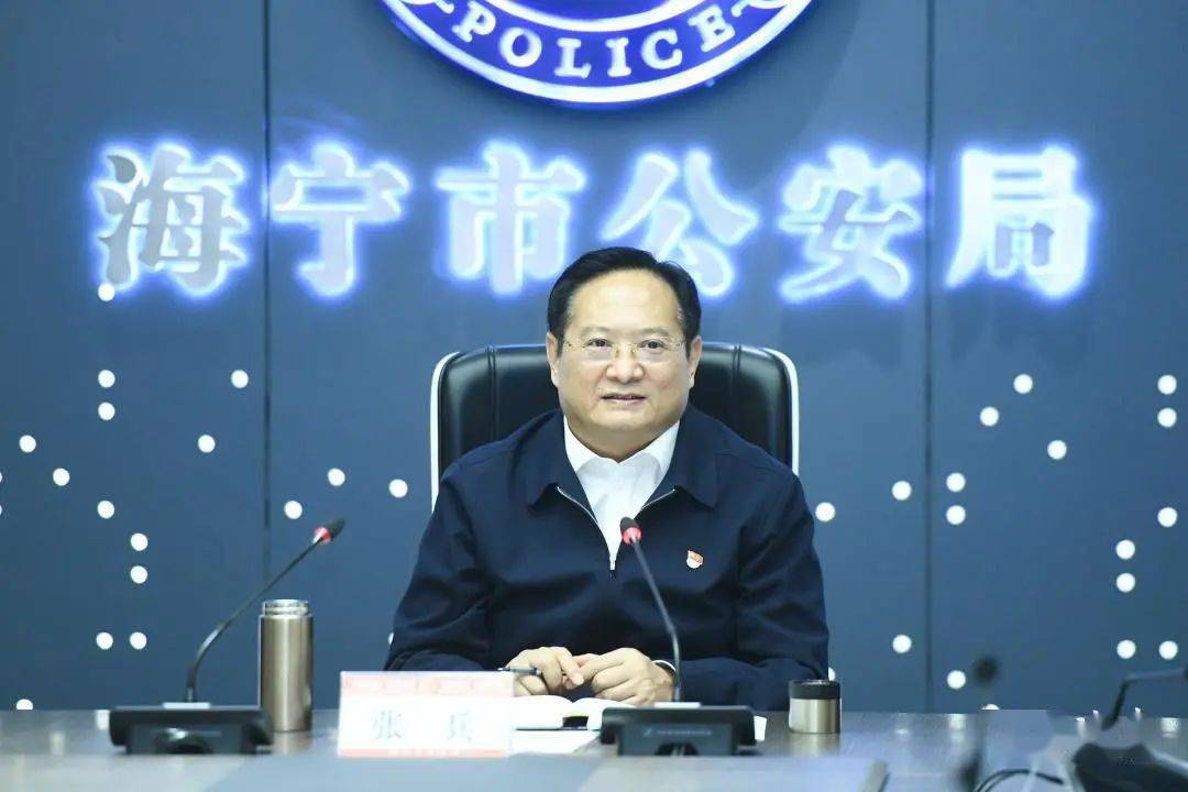 昨天下午,市委书记张兵在京出席全国两会返浙后