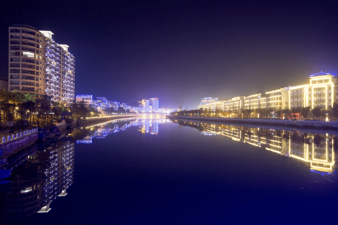 蒙山夜景醉游人