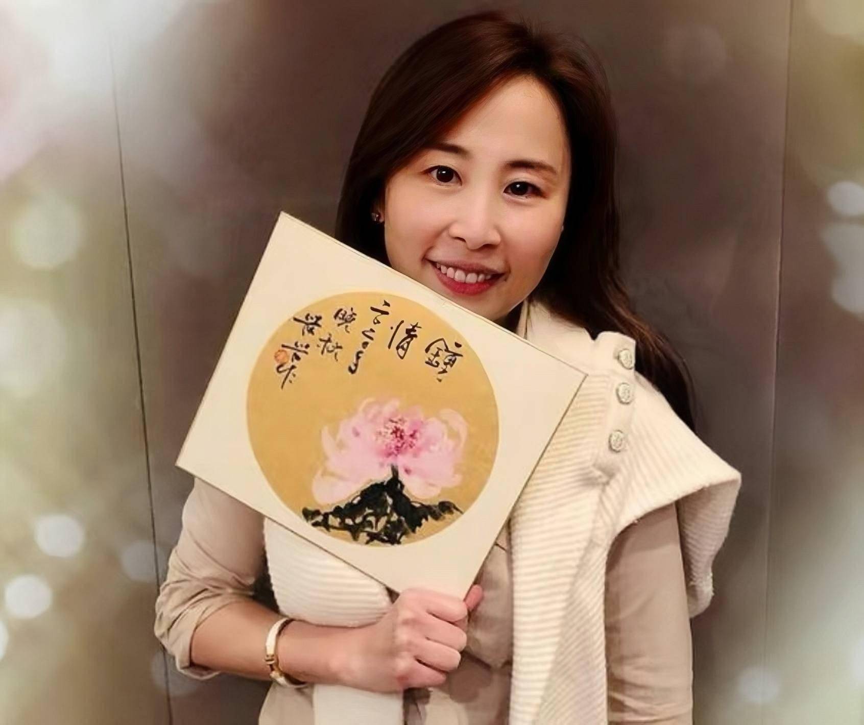 低调嫁入豪门,转型成书画家_兰茜_印象_角色