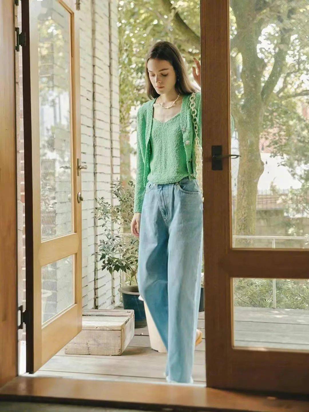 颜色 2022年春夏最爽心悦目的5组配色，第一个就美翻了！