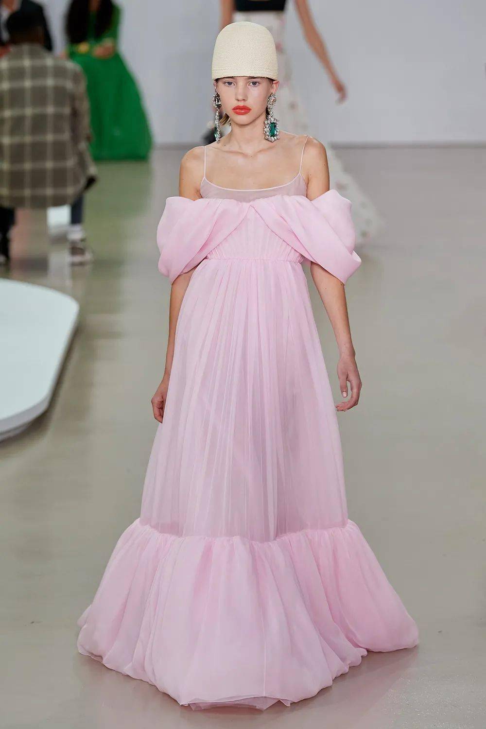 秀场仙女穿的裙子太好看了