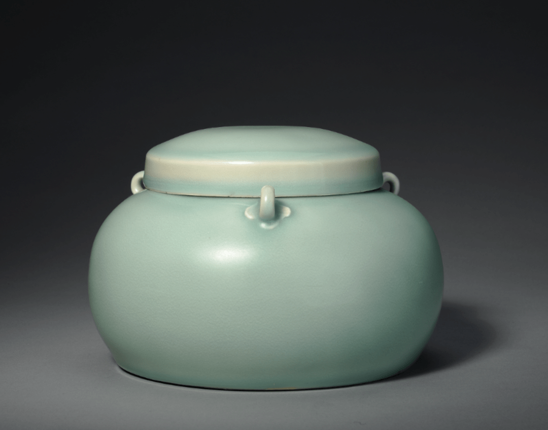 豆青釉:清代青釉中最好的"仿龙泉"_釉色_故宫博物院_青瓷