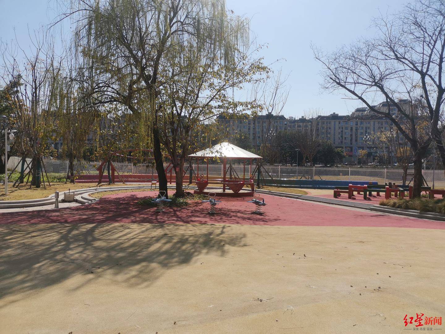 市民反映西昌一公园儿童娱乐区竟要收费 相关部门回应了