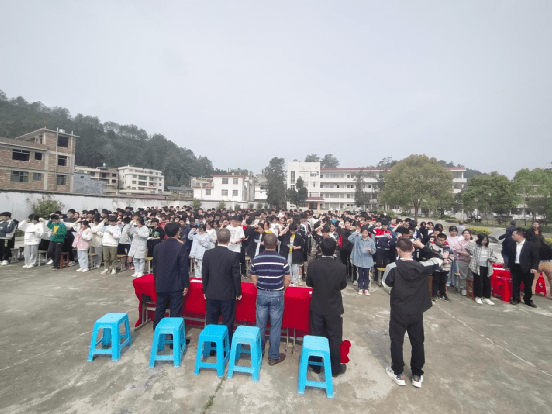 奋战百日超越自我桃溪中学举行中考百日誓师大会
