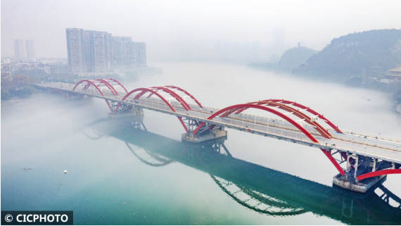 云雾|广西柳州：雾中柳江