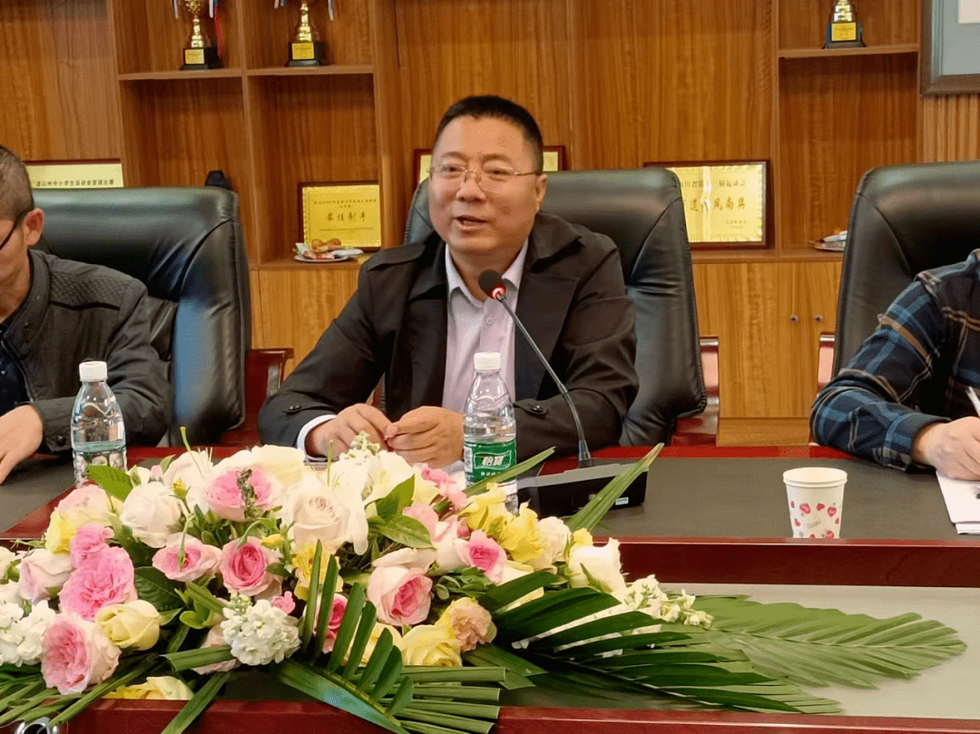 西昌市教育体育和科学技术局副局长,教师发展中心主任沈光虎肯定航天