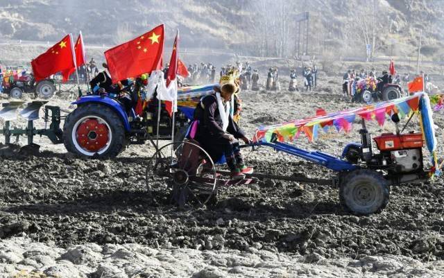 多吉|古老仪式奏响高原春天赞歌——记西藏“第一块农田”上的春耕典礼