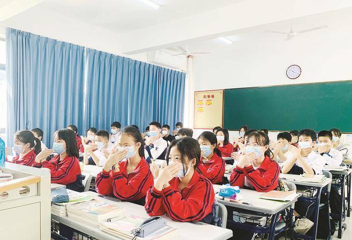 健康快乐手指操_长泰_第一中学_苏水梅