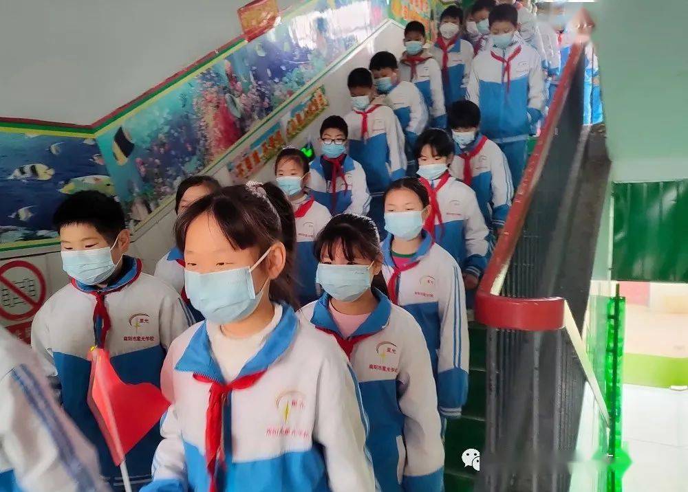 以"练"筑防 南阳市星光学校开展全员核酸检测演练