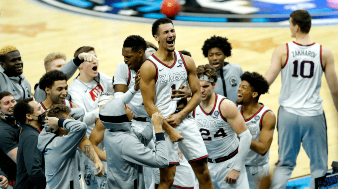 四位来自北京体育大学运动人体科学专业的同学,也是一起选择签约uni