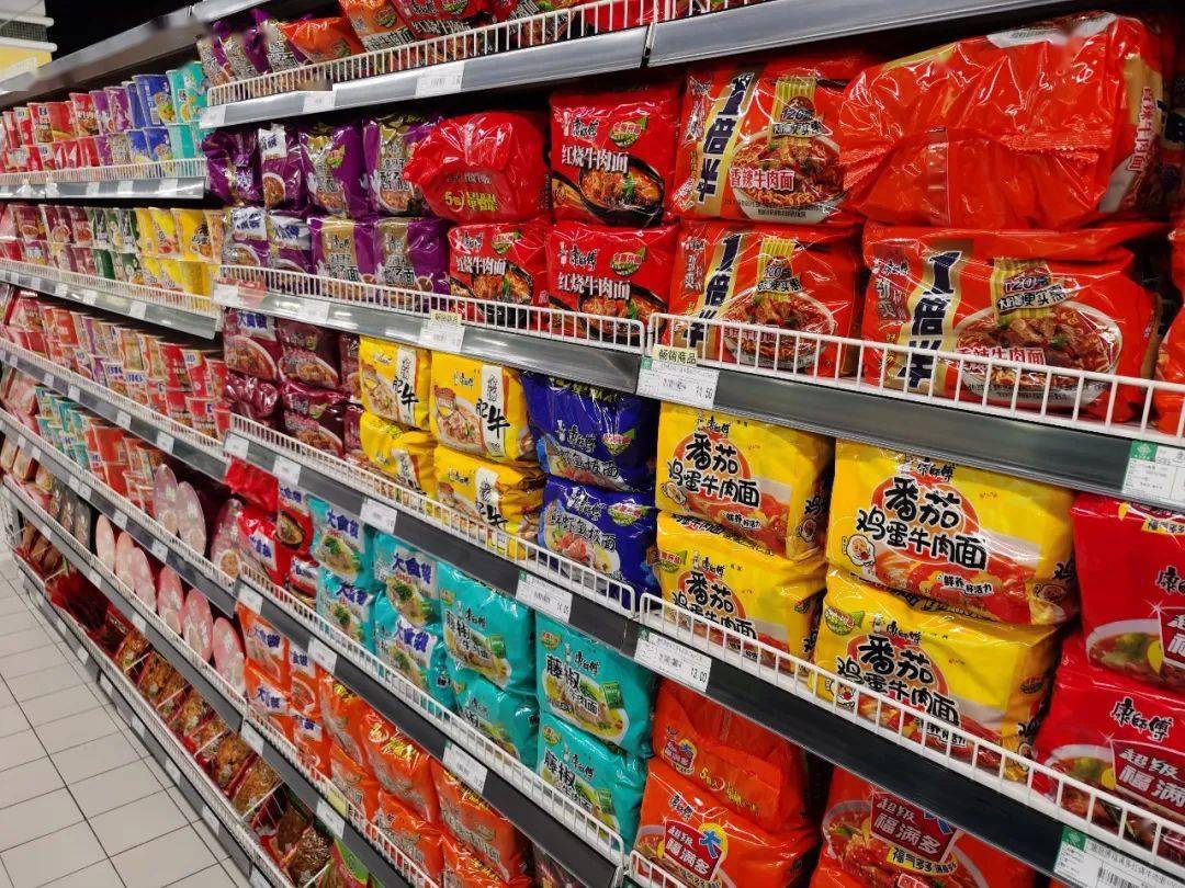 我市各商超企业紧急下架老坛酸菜方便面产品