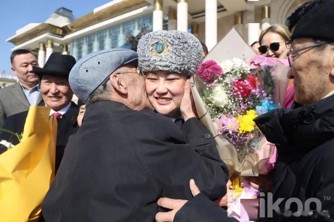 蒙古国总统夫人图片
