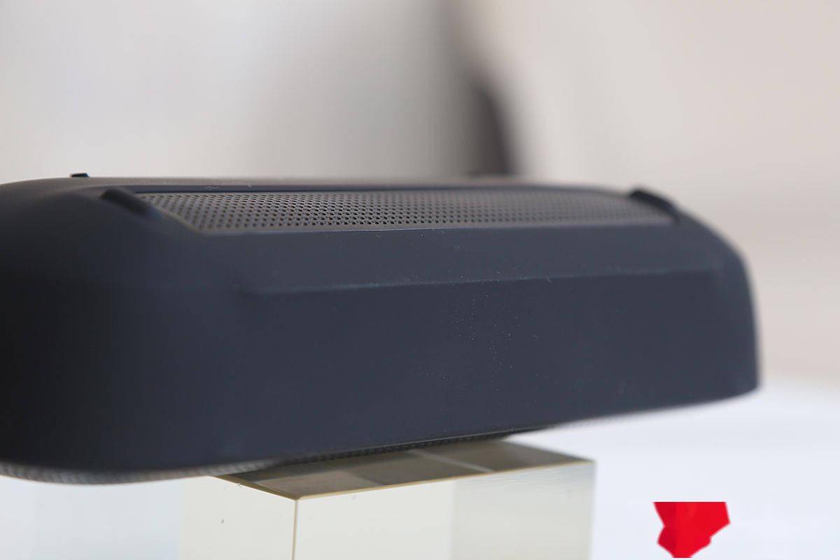 续航|?Bose SoundLink Flex 开箱：好声音长续航，IP67 适应多场景