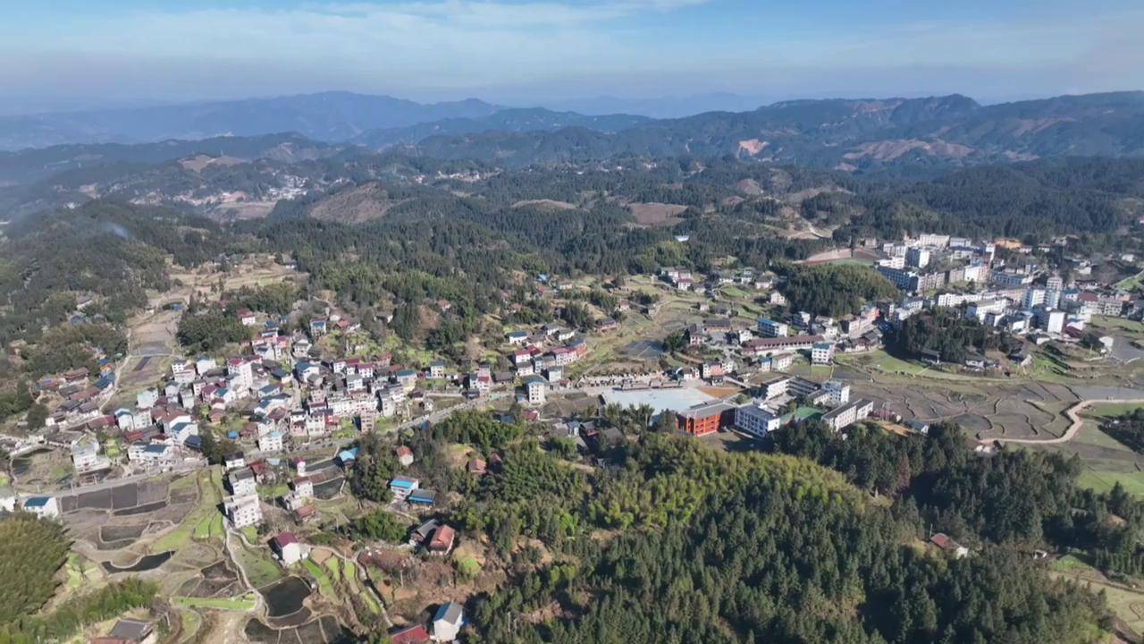 锦屏县魁胆村强化组织引领成就63年无案正气村