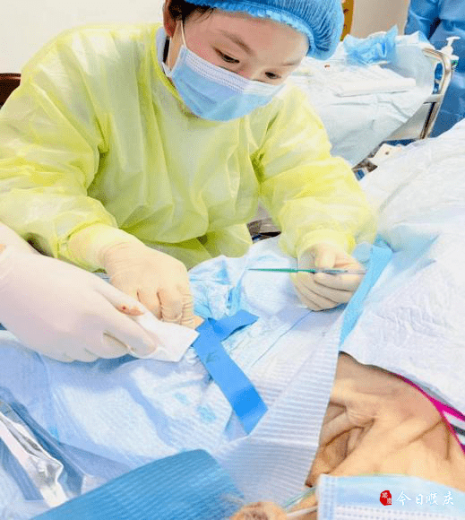 新突破南充市中医医院成功开展首例超声引导下picc置管术