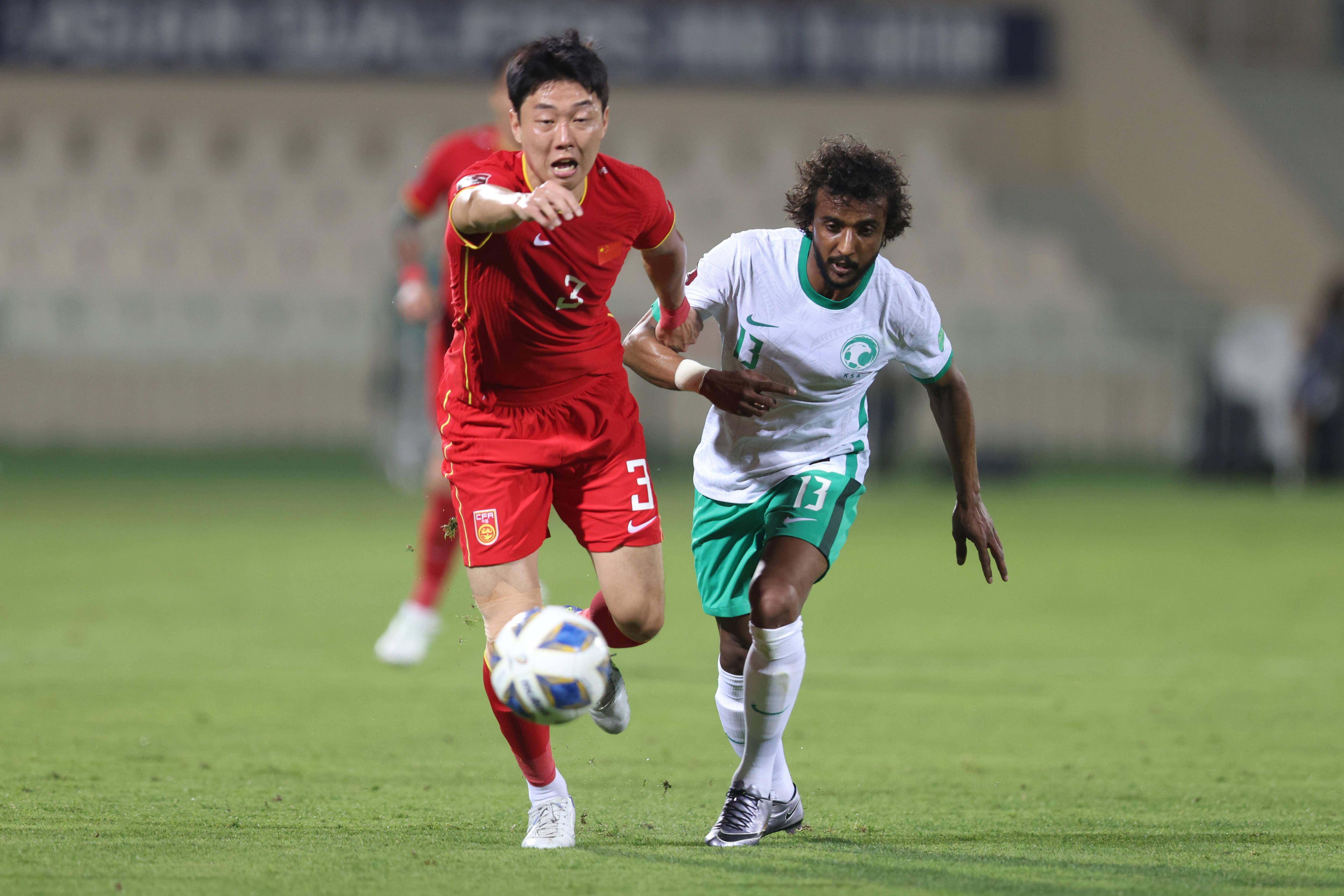 沙特 中国 足球图片