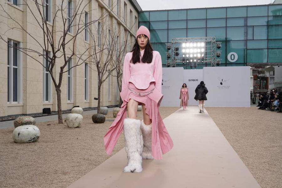 李相 2022年秋冬首尔时装周线上线下并行