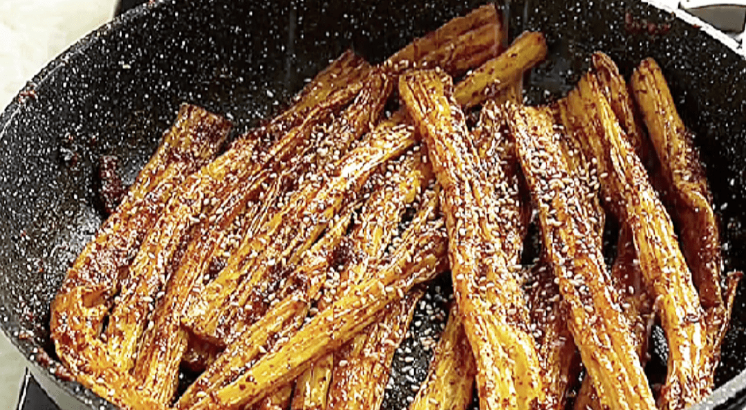 自制辣条干净卫生无添加做法超级容易上手解决大朋友小朋友的馋瘾