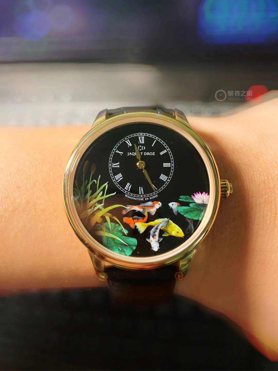 全球限量28枚入手小众微绘珐琅腕表