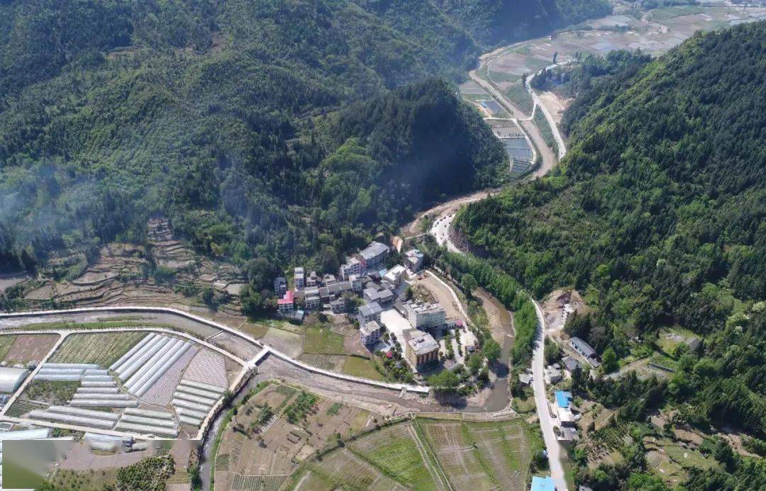 凉雾乡关东村:小康路上"闯关东"_发展_村民_产业