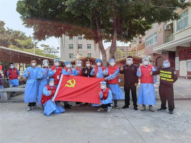 企业,商场等开展入户科普宣传,发放科普书籍,协助开展核酸检测等,帮助