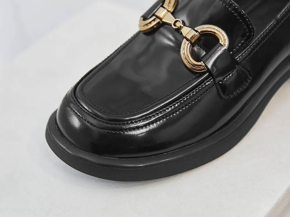 特惠价春天必入的两双鞋，百搭又好看