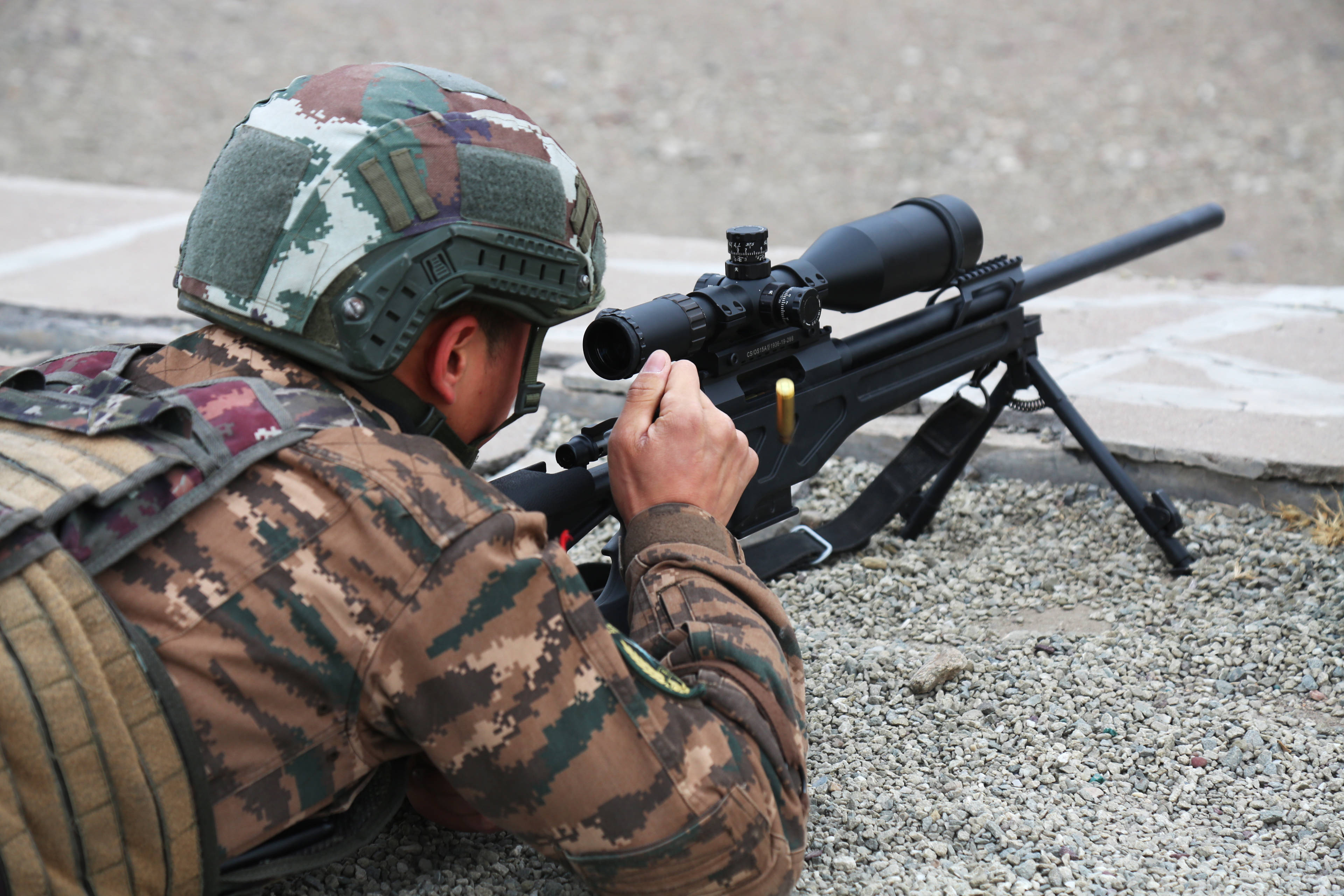 武警石嘴山支队特战分队强化专业训练锤炼特战精兵