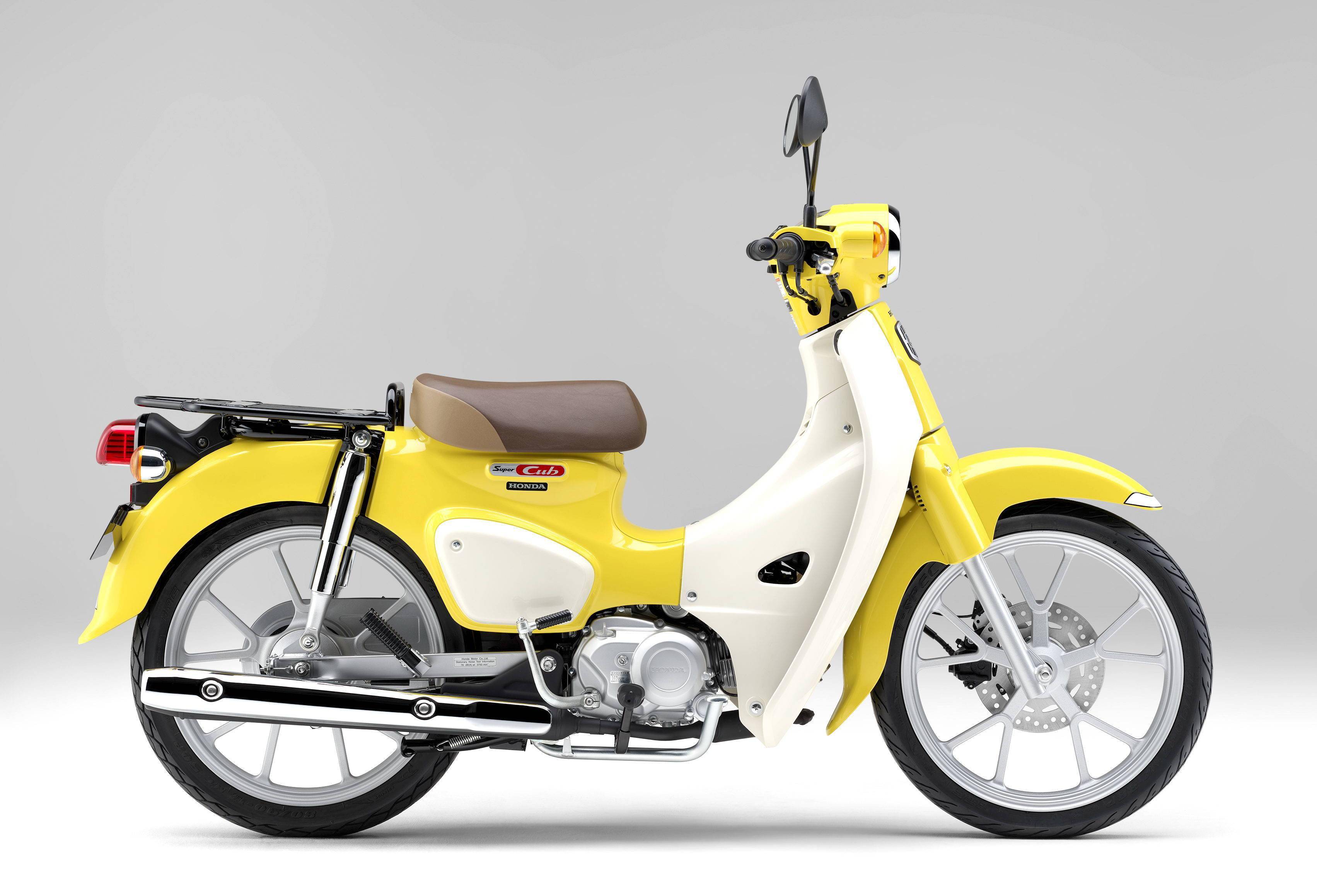 下图:2022&apos super cub c110 超级幼兽 日本本土版.