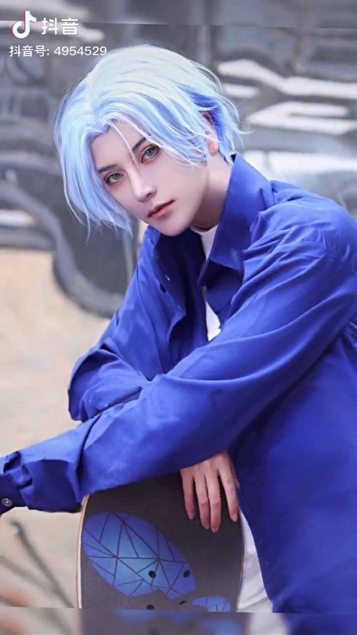 cos无限滑板驰河兰加反差萌正片来啦