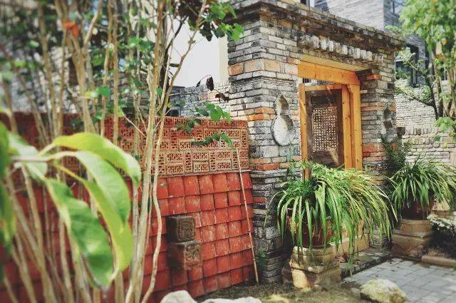 李子柒的小院才是最奢华的住宅网友想弄个农村户口了赚大了