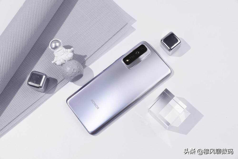 荣耀6000mah新机开始量产除了便宜一无所有