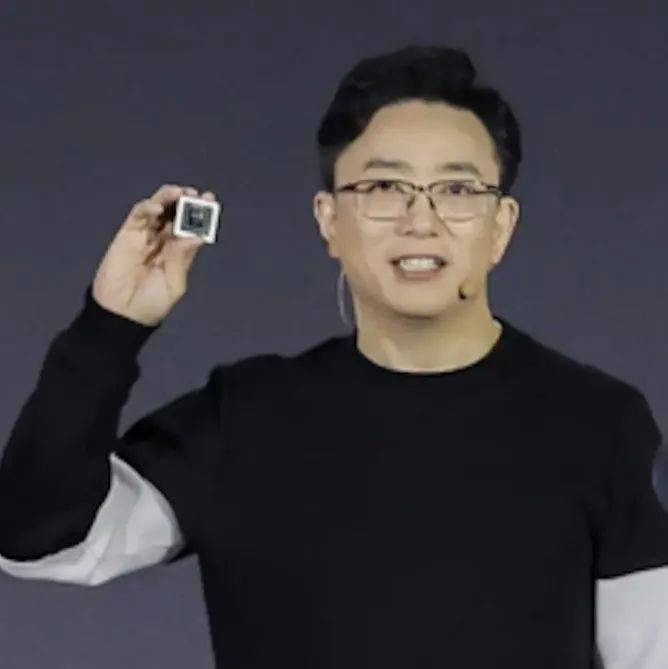 离开英伟达仅19个月,他交出了一块国产全功能GPU_张建中_摩尔_苏堤