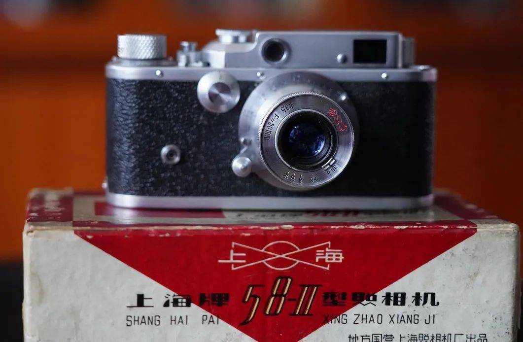 收藏上海58ii型照相机附五个版本划分介绍