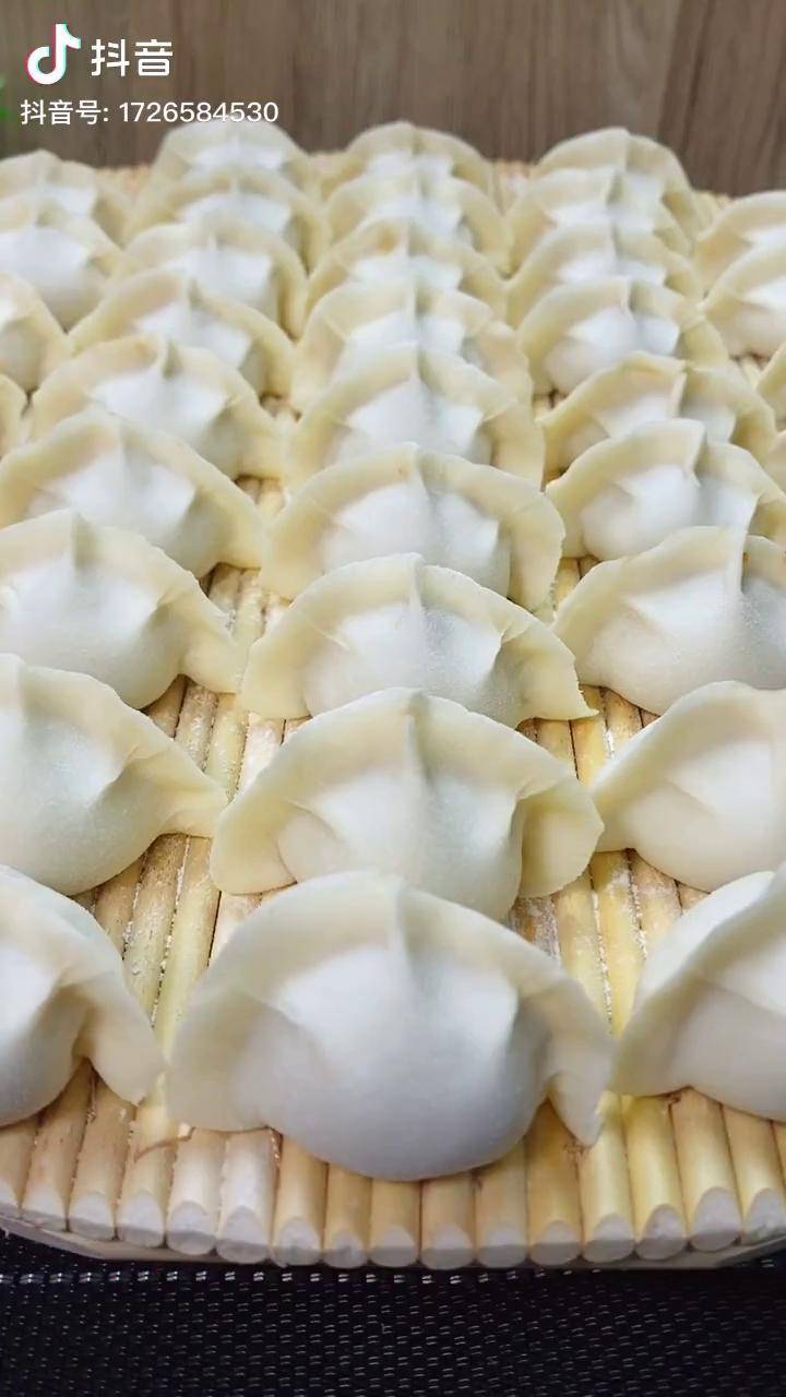过年饺子不重样蒜黄馅大家吃过吗dou小助手作品推广感谢抖音我要上